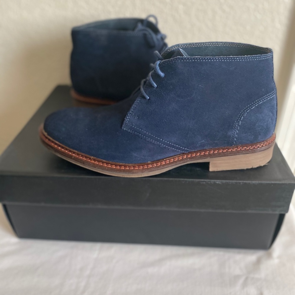 Size 9 blue suede